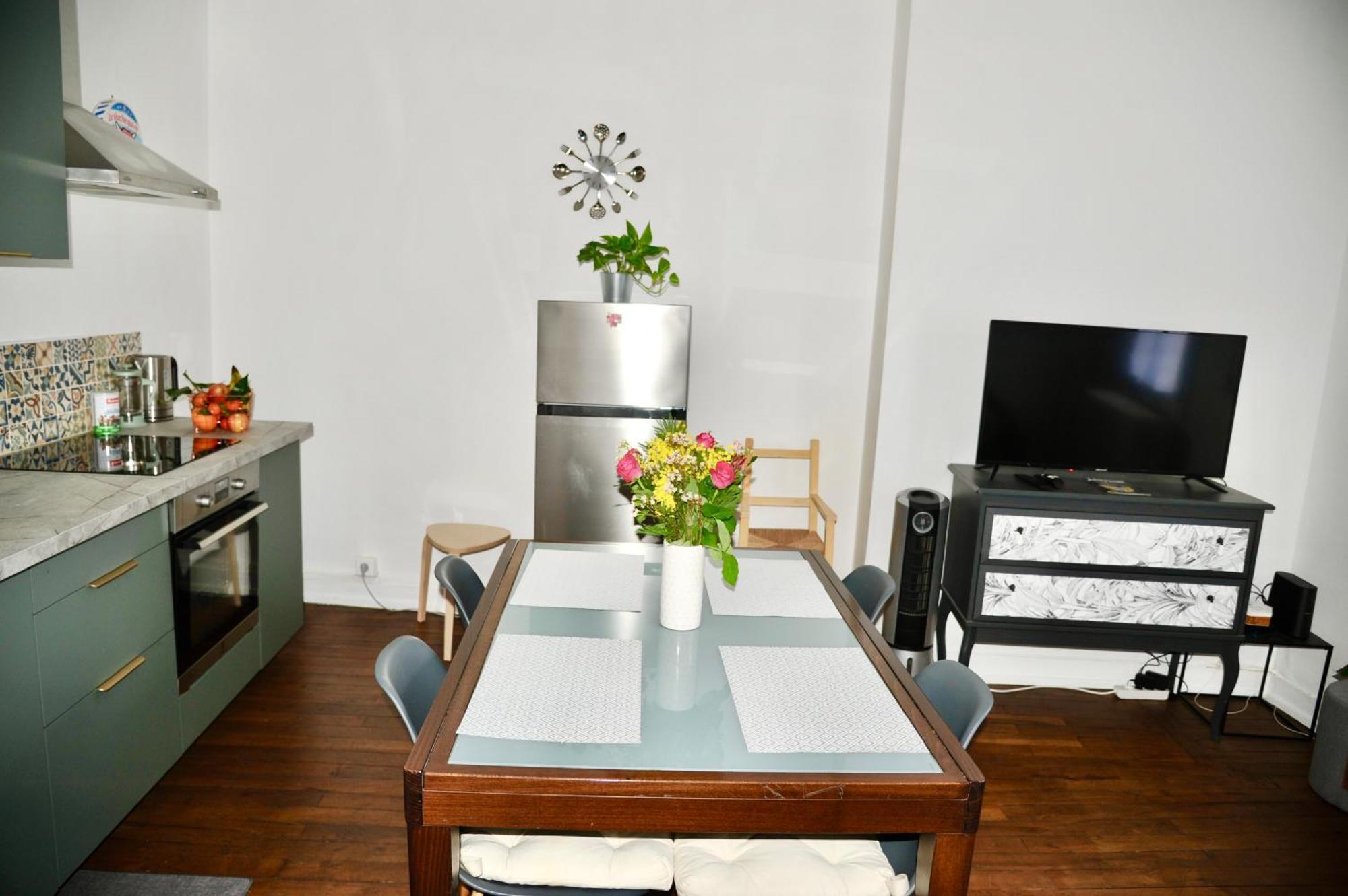 Appartement *Cocooning Family* à Tours Extérieur photo